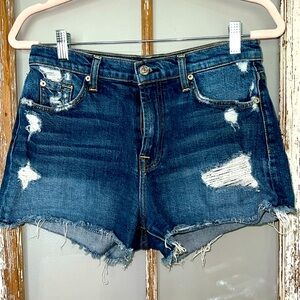 🚨SALE🚨 7 for all mankind Jean denim shorts size 28
